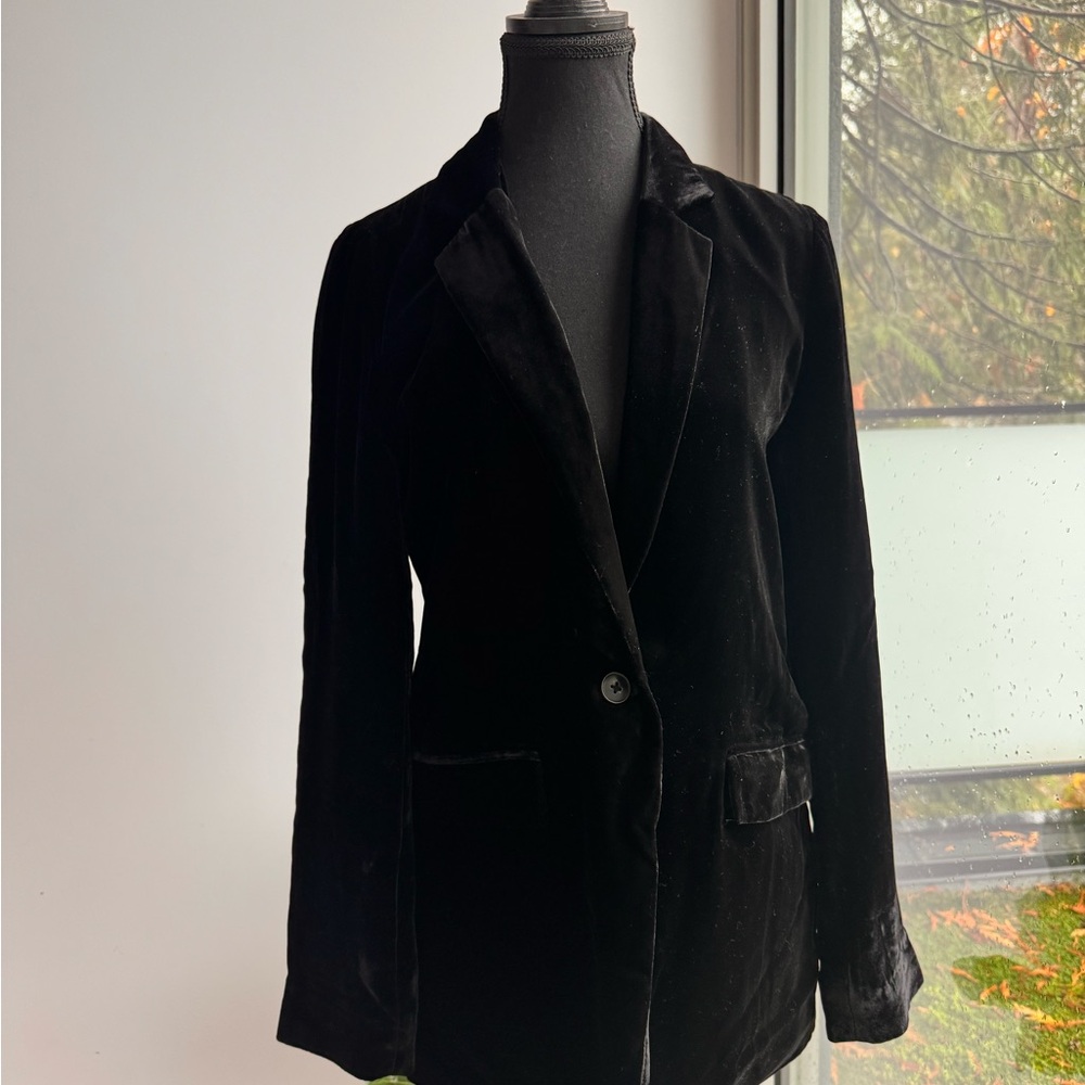GAP Black Velvet Women's Jacket
